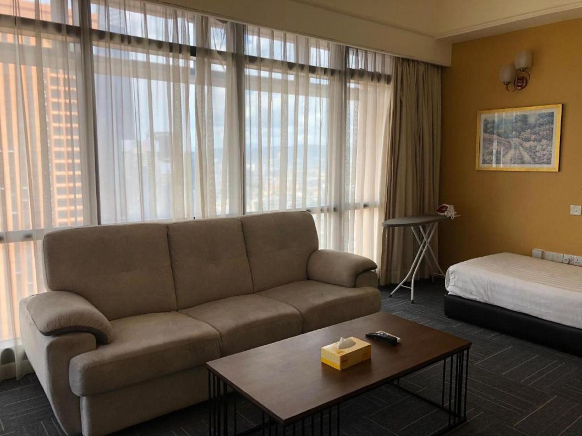 Kl Urban Times Square Apartemen